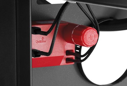 גריל גז קולמן רבולושן 4 מבערים + כירת צד, שחור מגורגר – תמונה 3