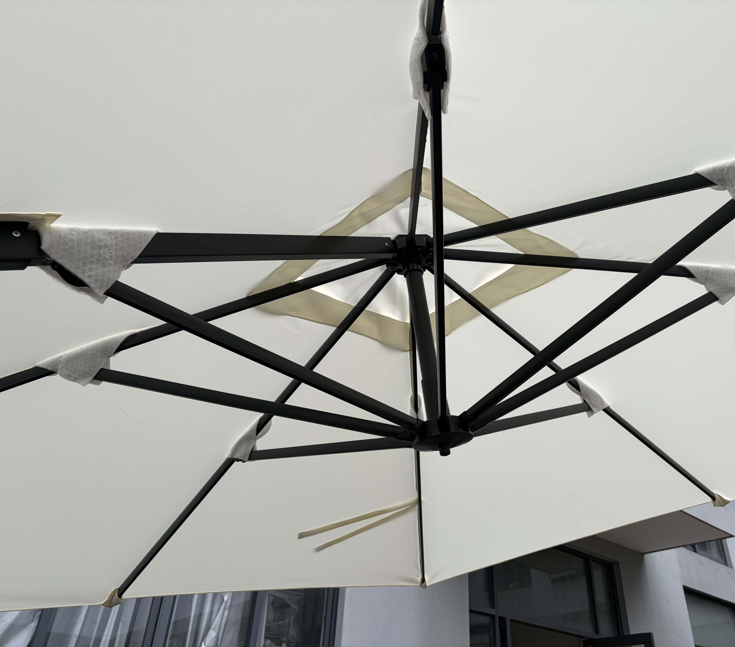 שמשיית רומא 3X3 רגל צד אפורה עם בסיס – תמונה 2